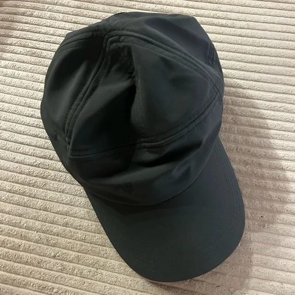 Janji Transit Tech running hat - Picture 4 of 4